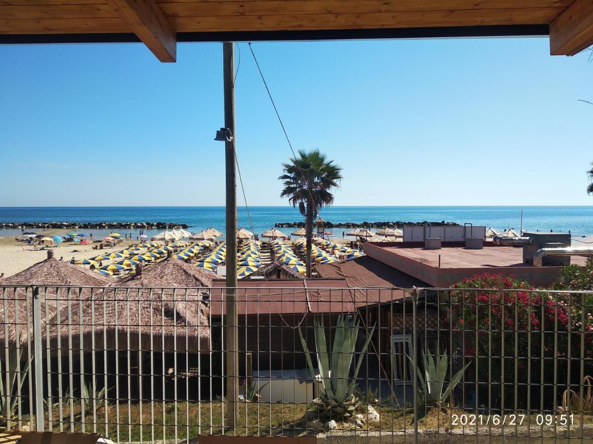 Camping Borghetti Ortona Exterior foto